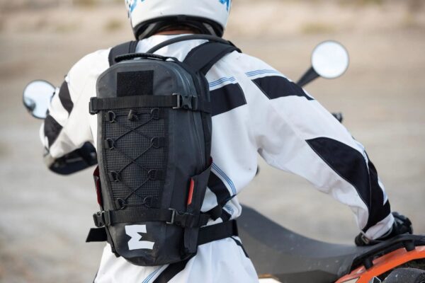 Rucsac impermeabil cu hidratare Enduristan Hurricane 15 litri