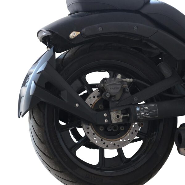 Apărătoare roata spate (neagră) - Kawasaki Vulcan S 2015-2020 de la GP Kompozit