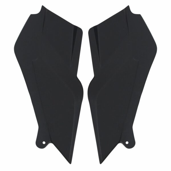 Capac lateral protectie (negru) - KTM 1190 Adventure 2013-2014 de la GP Kompozit