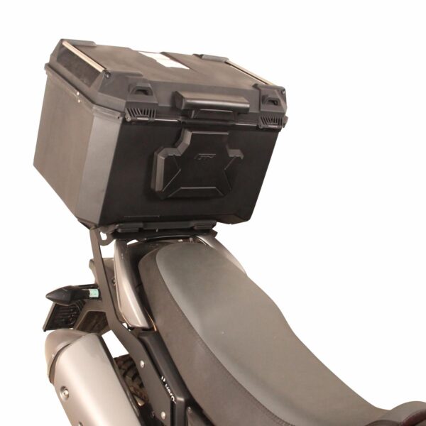 Cutie moto top case universala din plastic negru de 45 lt, produs universal de la GP Kompozit