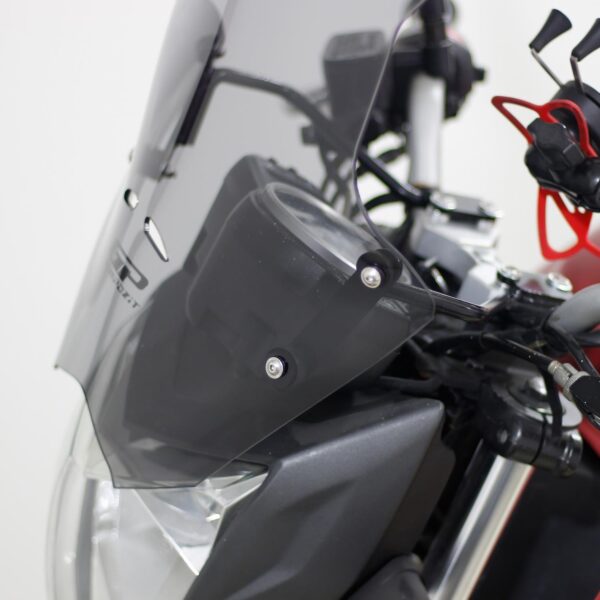 Parbriz fumuriu (4 suruburi) - SYM Wolf 2012-2016 (49 cm) de la GP Kompozit