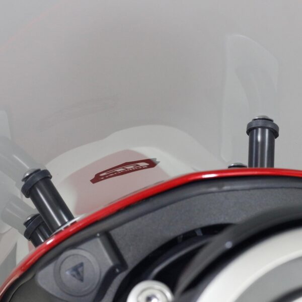 Parbriz fumuriu - Triumph Rocket 3 R / GT 2010-2023 (46 cm) de la GP Kompozit