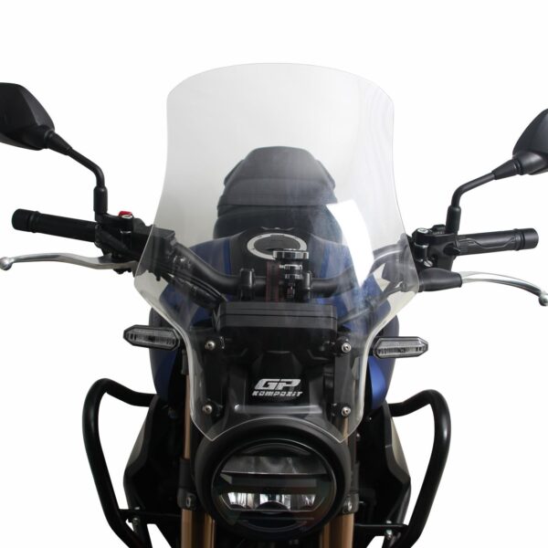 Parbriz touring fumuriu - Honda CB 125R / CB 250R / CB300R 2018-2024 (49 cm) de la GP Kompozit