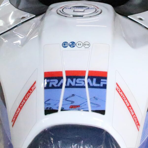 Protecție rezervor (alb) - Honda XL 750L Transalp 2023-2024 de la GP Kompozit