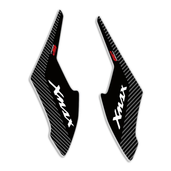 Set protecție laterală rezervor (neagră-carbon) - Yamaha XMAX 2018-2022 de la GP Kompozit