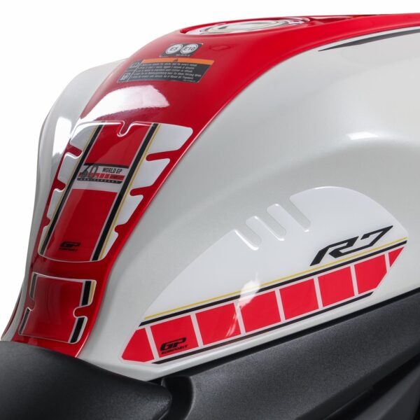 Set protecție rezervor (albastru) - Yamaha YZF R7 2021-2023 de la GP Kompozit