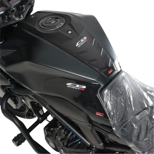 Set protecție rezervor (negru) - Honda CB 250R / CB300R 2017-2024 de la GP Kompozit