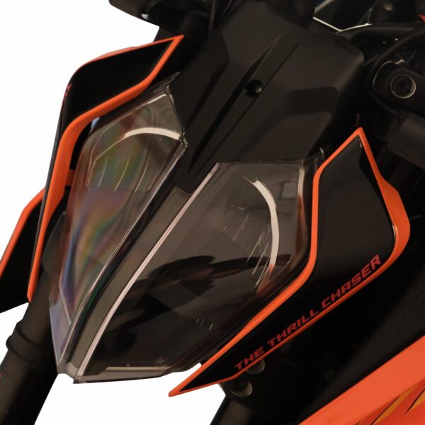 Set protecție rezervor portocaliu - KTM 125 Duke / 200 Duke / 250 Duke / 390 Duke 2024 de la GP Kompozit