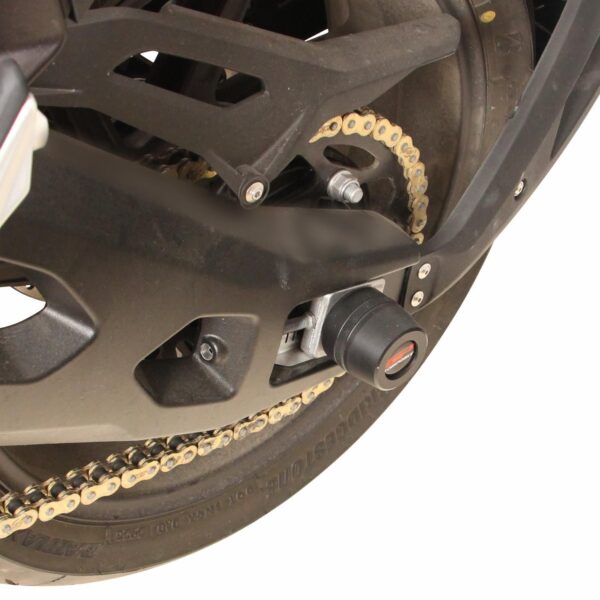 Set slidere pentru axul rotii și cadru - BMW M 1000 XR 2021-2024 de la GP Kompozit