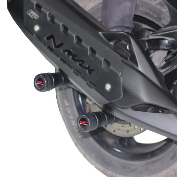 Slider protecție toba cu Yamaha NMAX 125 / NMAX 155 2015-2024 de la GP Kompozit