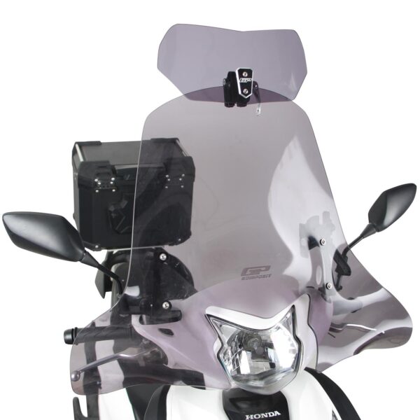 Spoiler parbriz ajustabil universal - GP101 fumuriu (cu prindere argintie), produs universal de la GP Kompozit