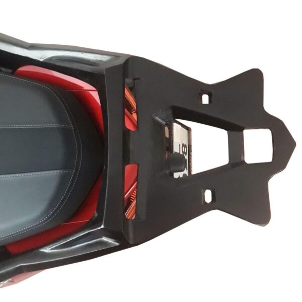 Suporturi pentru bagaje (negru) - Yamaha XMAX 250 / XMAX 300 / XMAX 400 2018-2024 de la GP Kompozit