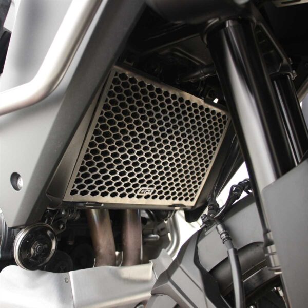 Protectie radiator (negru) - Honda XL750L Transalp 2023-2024 de la GP Kompozit