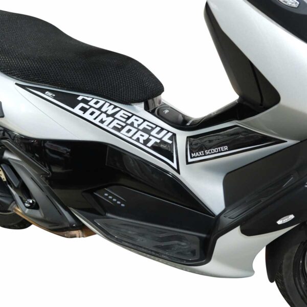 Set protectii rezervor (negru) - RKS RZ250S 2023-2024 de la GP Kompozit