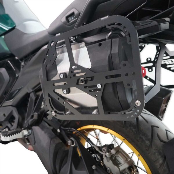Suport lateral bagaje - BMW R 1300 GS 2023-2024 de la GP Kompozit