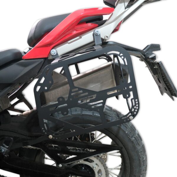 Suport lateral pentru bagaje Benelli TRK 702 / TRK 702 X 2024, produs universal de la GP Kompozit