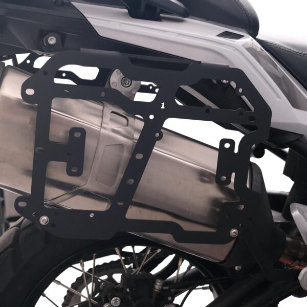 Suport lateral portbagaj (negru) - Benelli TRK 502 / TRK 502 X  2018-2023