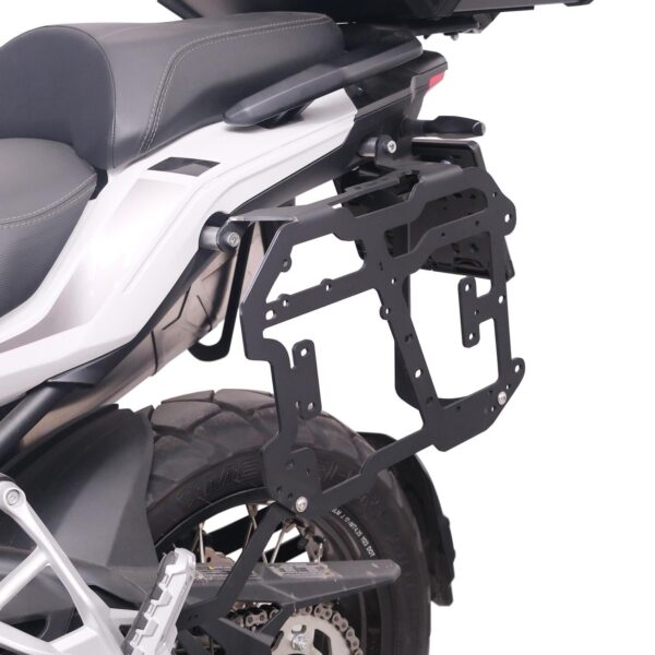 Suport lateral portbagaj (negru) - Benelli TRK 502 / TRK 502 X  2018-2023
