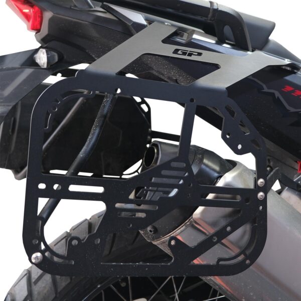 Suport lateral portbagaj (negru) - Honda Africa Twin CRF1100L L1  2020-2024