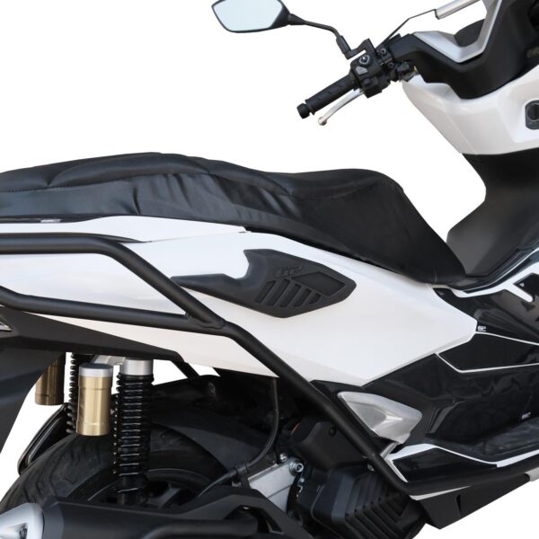 Carenaj lateral (negru) - Honda PCX125 / PCX150  2025