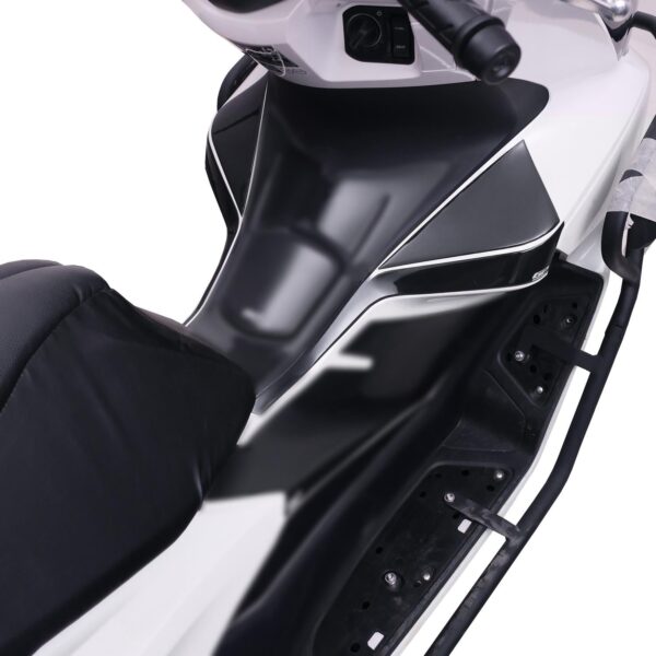 Protecție laterală rezervor (negru) - Honda PCX125 / PCX150  2025