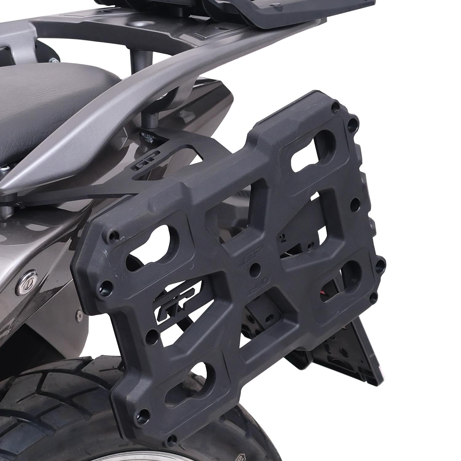 Suport lateral portbagaj (negru) - SYM SYMNH T 125 / 200 / 300 2024