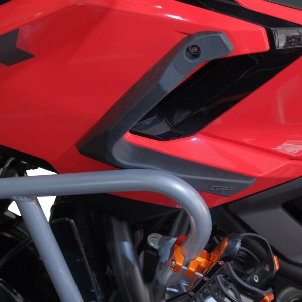 Protecție carenaj superioară (neagră) - Honda NC750X 2025