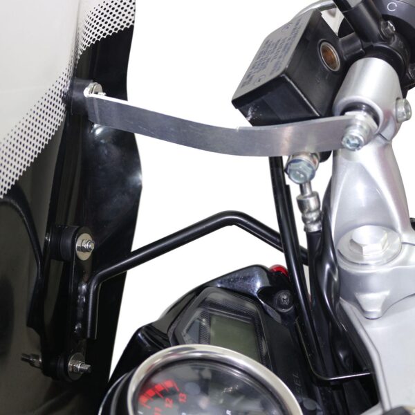 Parbriz touring fumuriu - Suzuki GW250 Inazuma 2012-2016 (65 cm) de la GP Kompozit